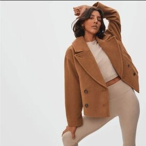 everlane rewool double breasted short coat